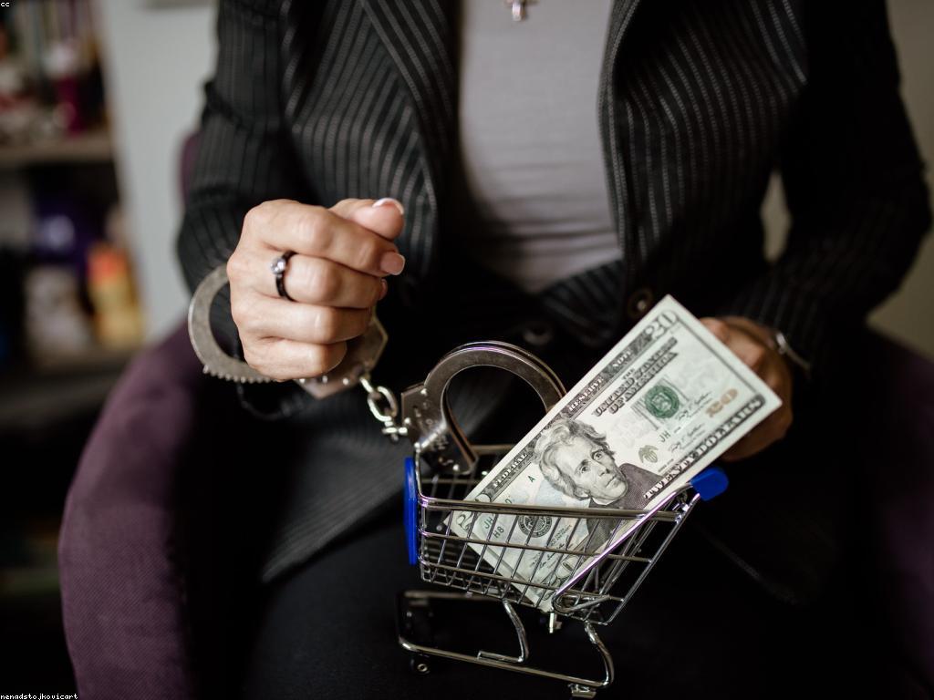 ផលប៉ះពាល់នៃព័ត៌មានពេញនិយមលើសង្គម